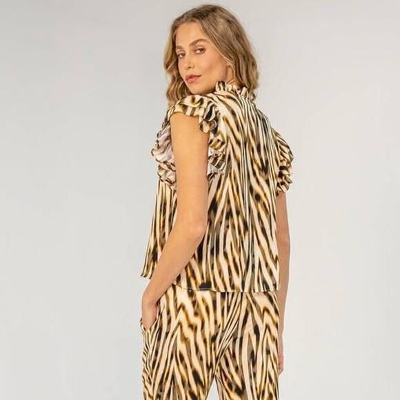 Lavender Brown Sophia Short Sleeve Top Brown Multi Stripe Animal Print Medium M - Picture 2 of 4